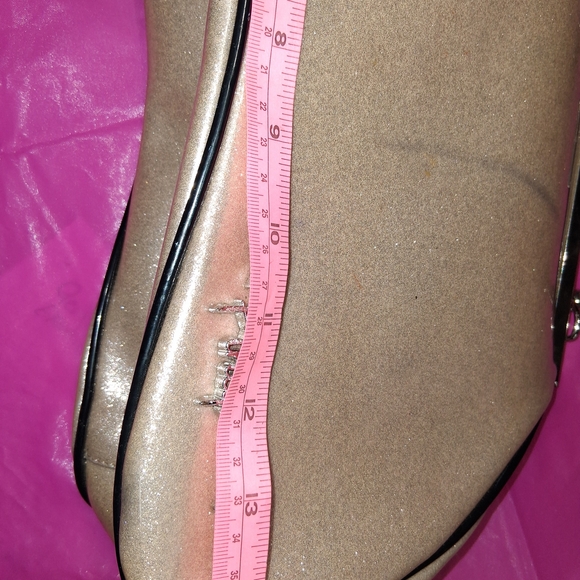 Pinup Couture Cream Shoulder Bag - Picture 6 of 9